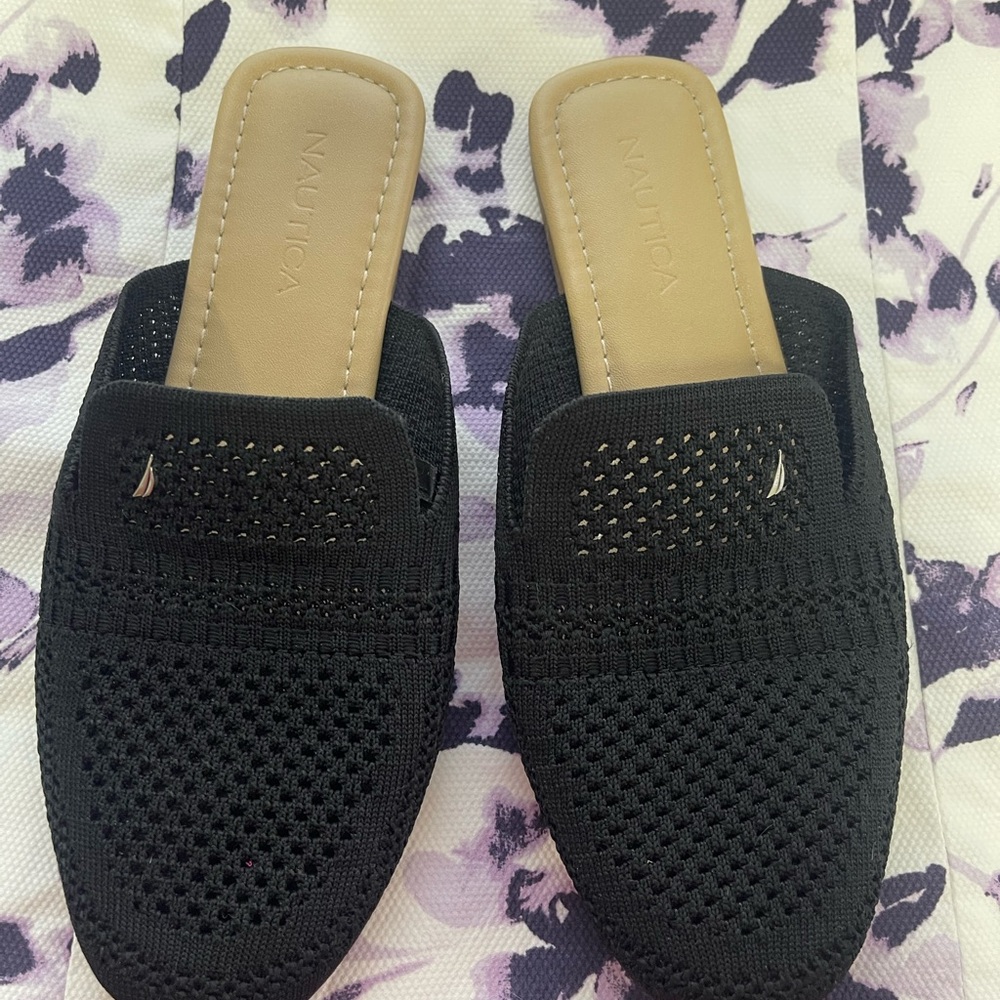 Nautica Women's Black Knit Mules